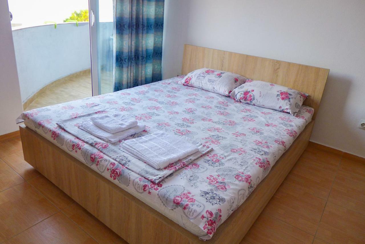 Apartamento Alise Bar Exterior foto