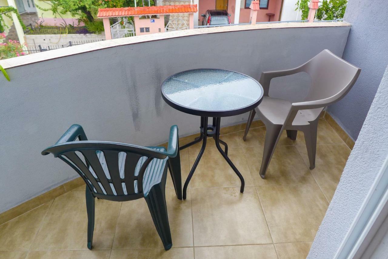 Apartamento Alise Bar Exterior foto