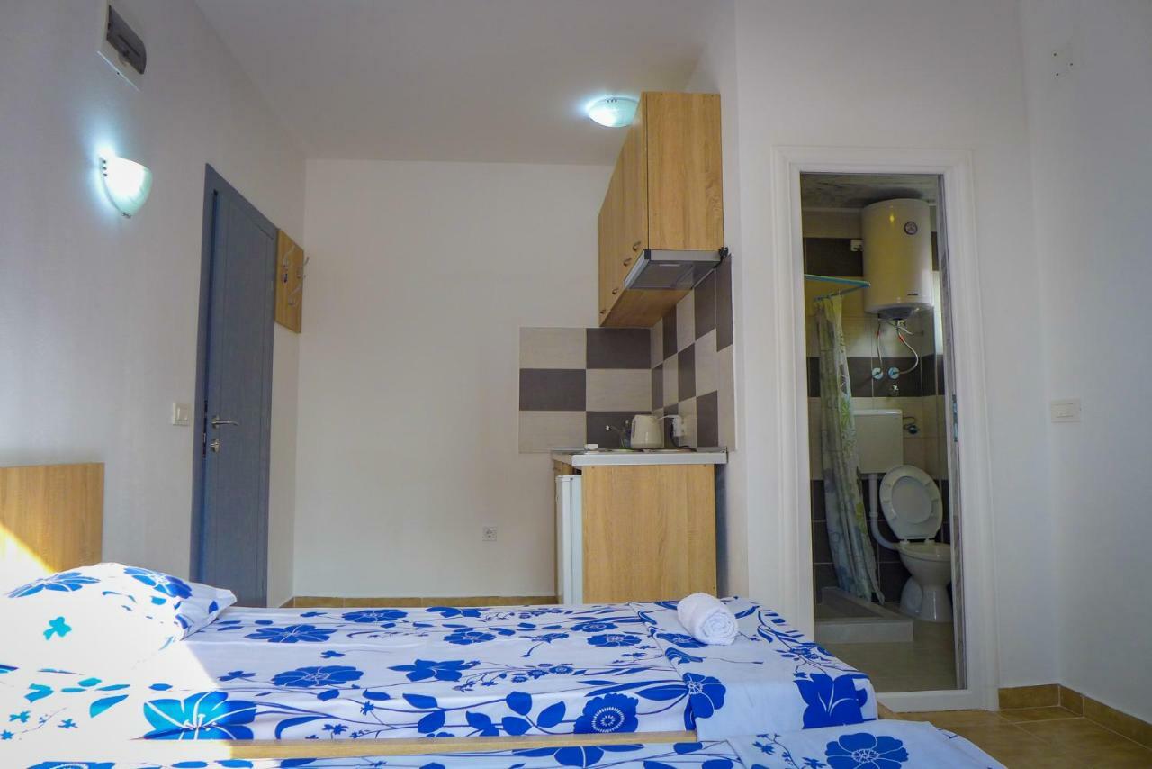 Apartamento Alise Bar Exterior foto