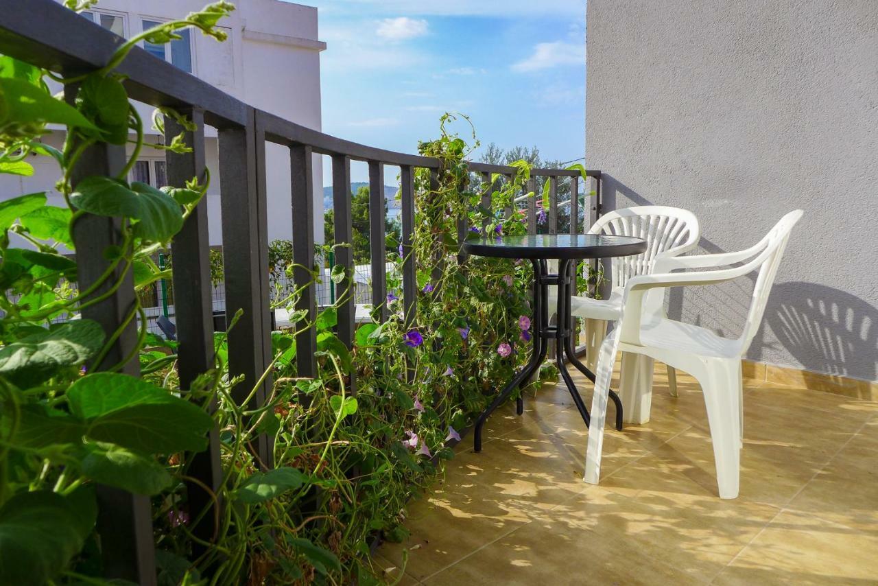 Apartamento Alise Bar Exterior foto