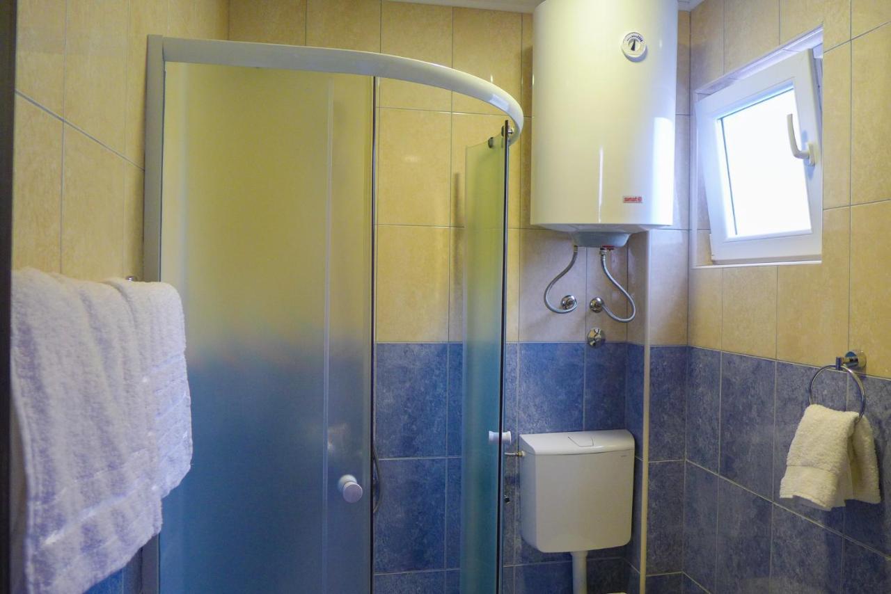 Apartamento Alise Bar Exterior foto